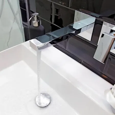 Daire Ostiense Upsidedown